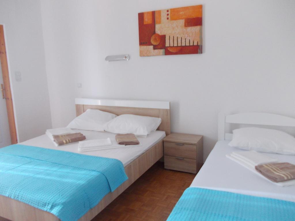 Apartments Idolga بار الغرفة الصورة