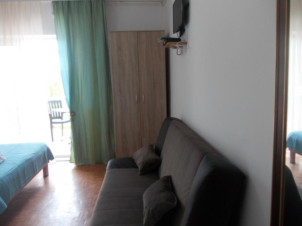 Apartments Idolga بار الغرفة الصورة